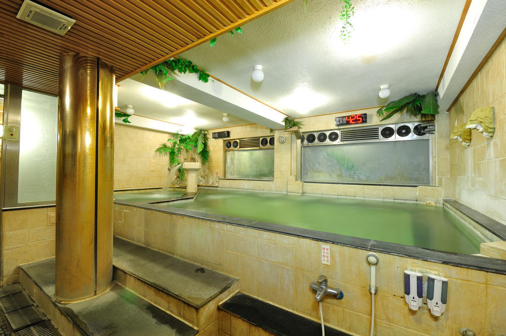 Baron'S Hot Spring Hotel Цзяоси Экстерьер фото